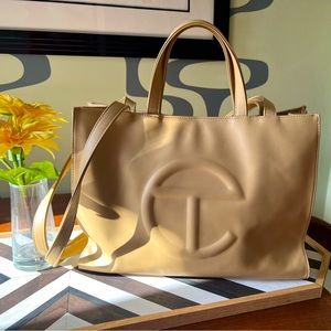 Telfar bag- medium. Beige.